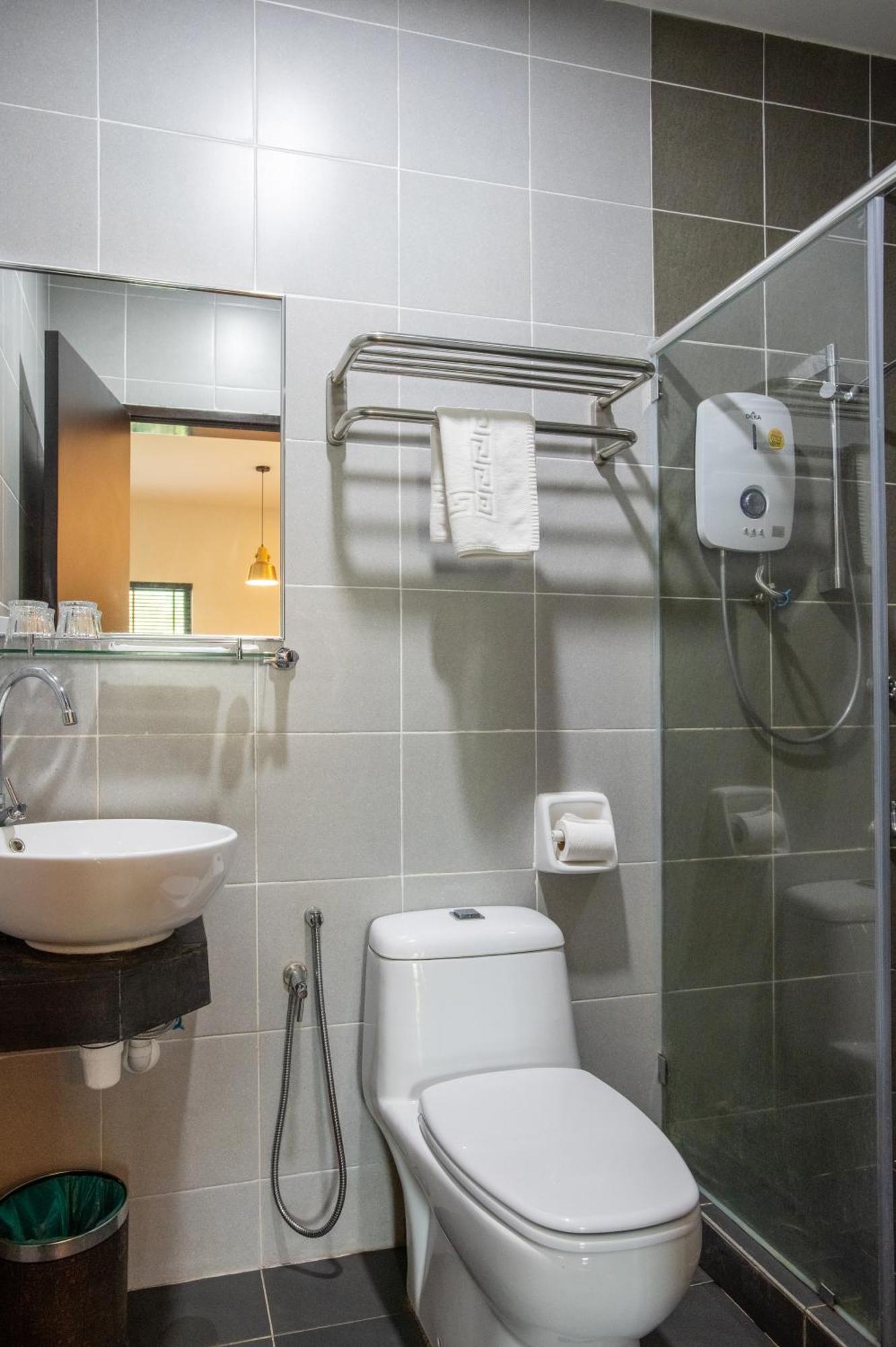Villa Renai Resort Bentong Bagian luar foto